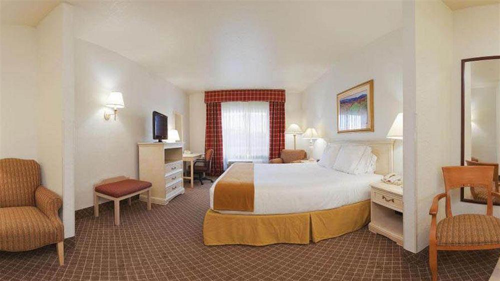 Holiday Inn Express Hotel & Suites Ames By Ihg Exteriér fotografie
